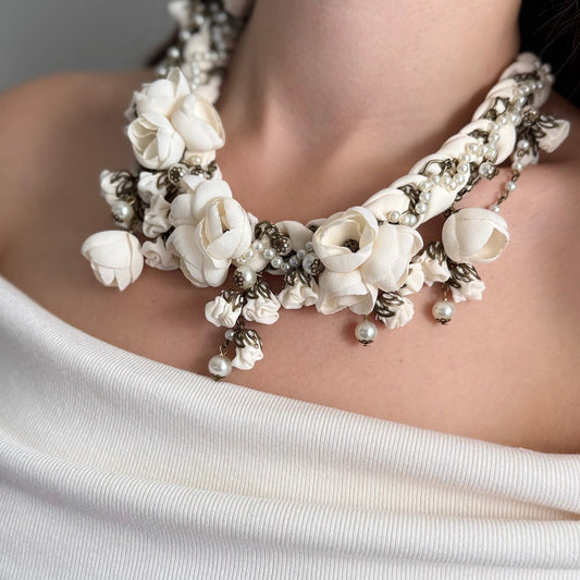 Anna Necklace, Creme