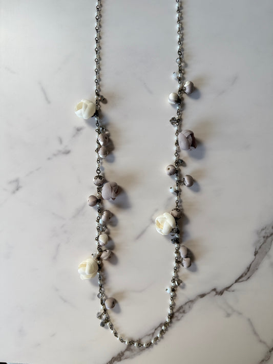 Samantha Necklace, Almond