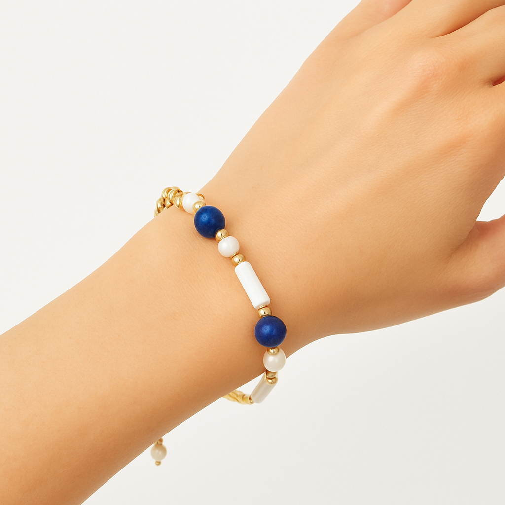 18K Gold Freshwater Pearl & Deep Blue Onyx Toggle Bracelet