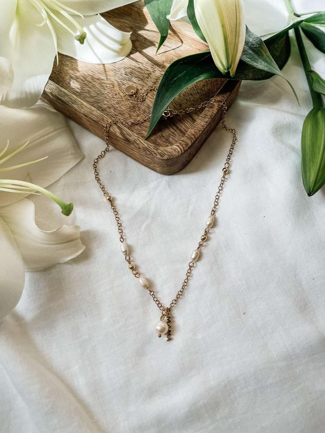 Mama Collar Necklace, Gold Plated