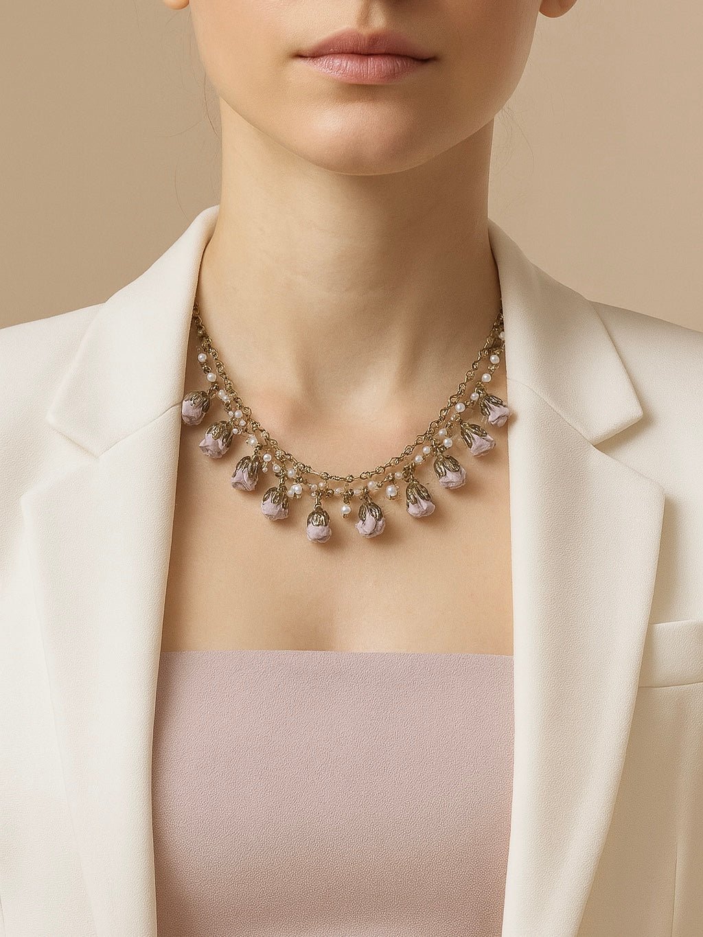 Linda Necklace, Almond