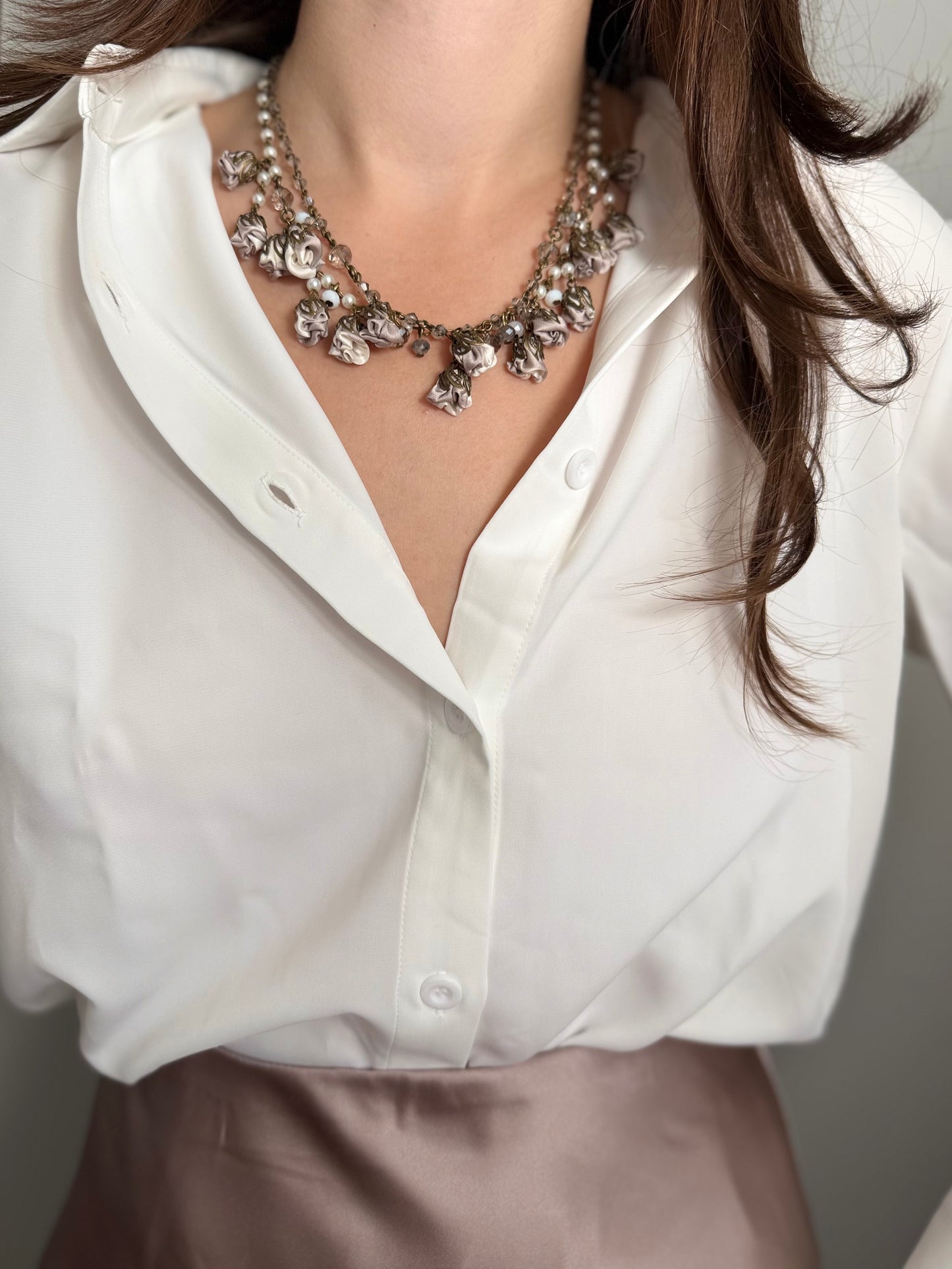 Linda Necklace, Almond