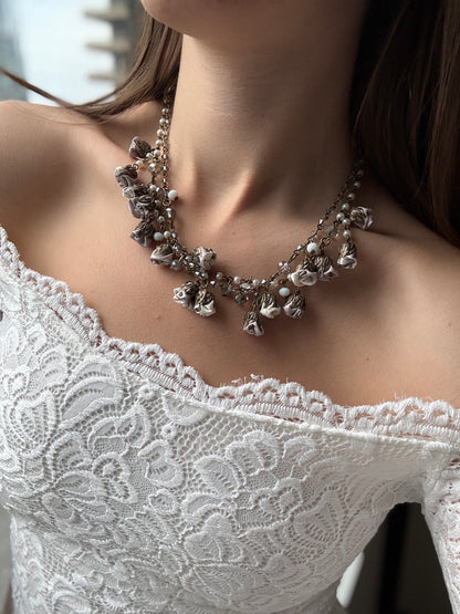 Linda Necklace, Almond