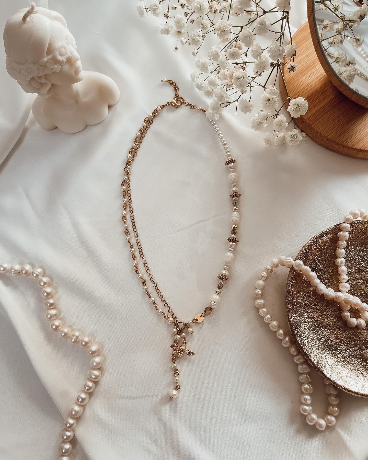 Elpida Collar Necklace, Gold Plated