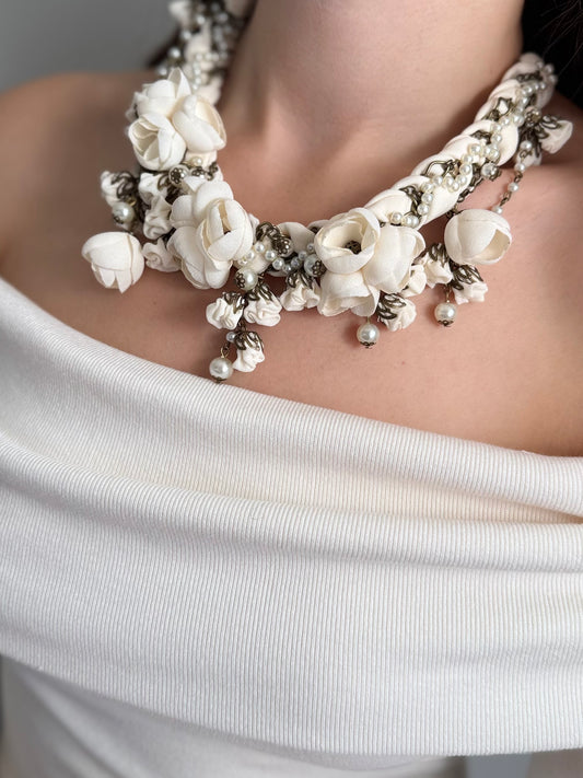 Anna Necklace, Creme