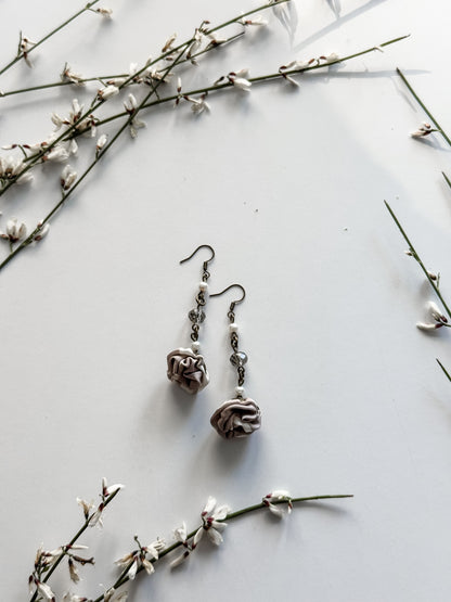 Amelia Earrings, Almond