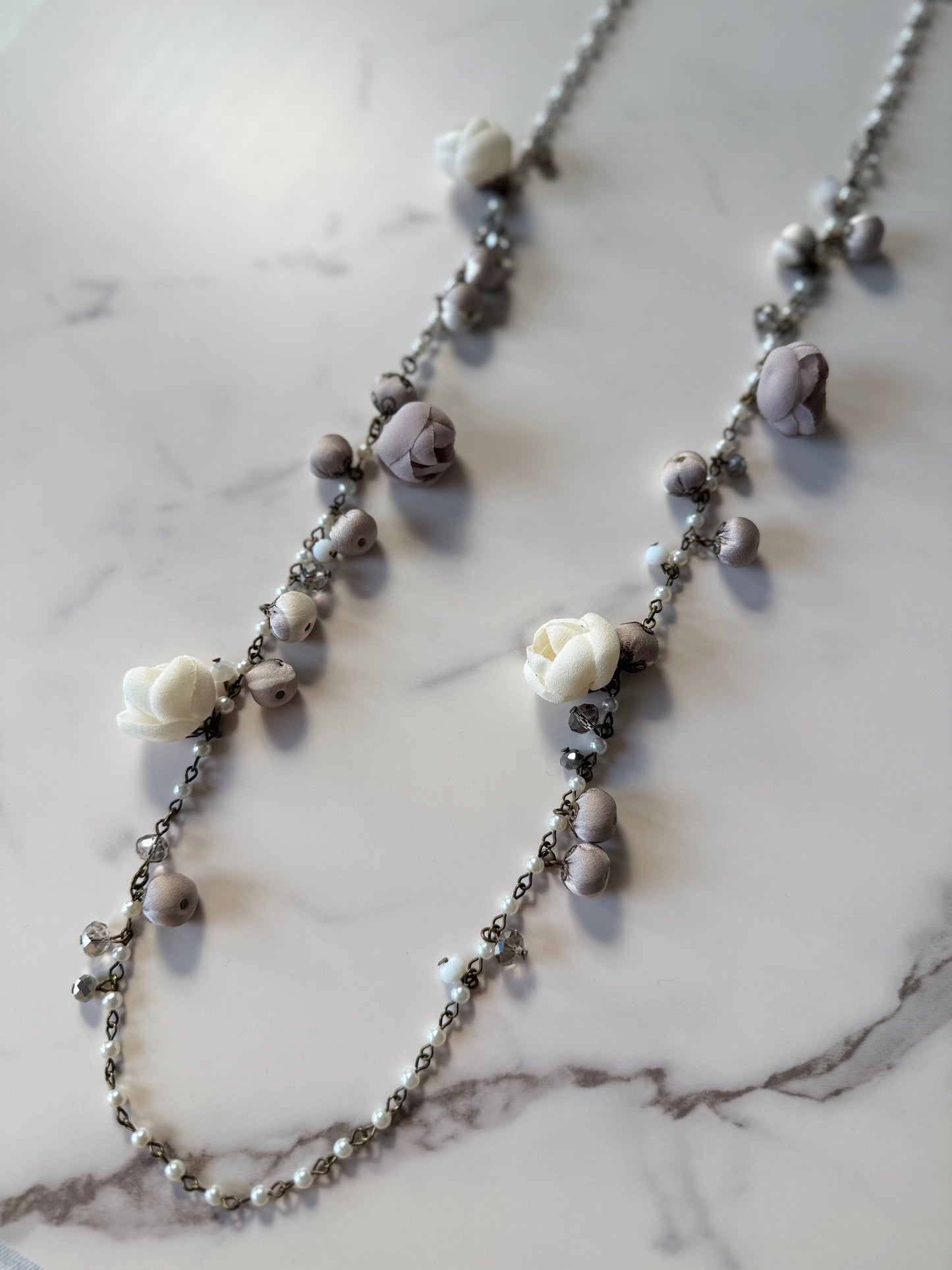 Samantha Necklace, Almond