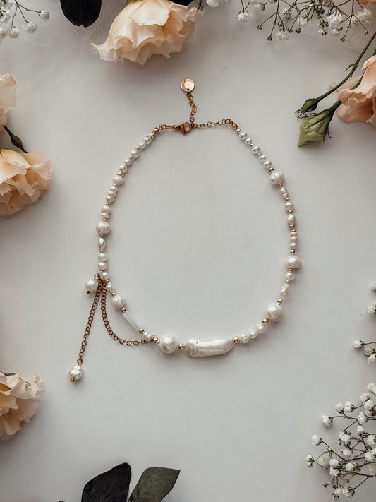 Justyna Collar Necklace, Gold Plated